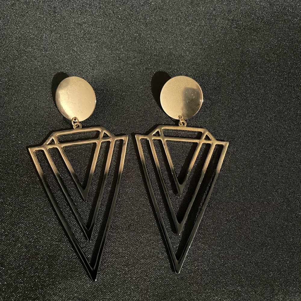 Black and Gold Ombré Triangle Earring